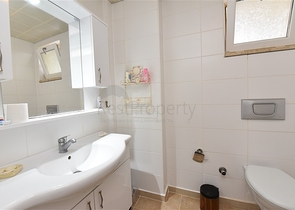 دوبلكس قريبة من البحر - 3 غرف وصالة ضمن مجمع سكني - الانيا 