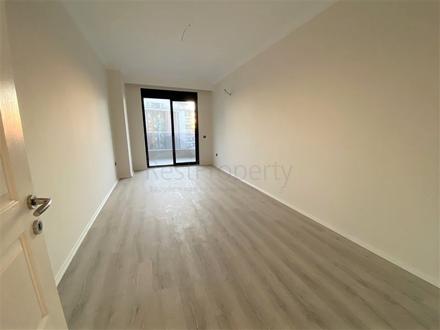 شقق واسعة في الانيا - 3 غرف وصالة مع مطبخ منفصل - مجمع سكني - محمودلار / الانيا 