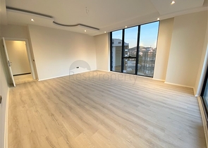 شقق واسعة في الانيا - 3 غرف وصالة مع مطبخ منفصل - مجمع سكني - محمودلار / الانيا 