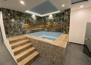 شقق واسعة في الانيا - 3 غرف وصالة مع مطبخ منفصل - مجمع سكني - محمودلار / الانيا 