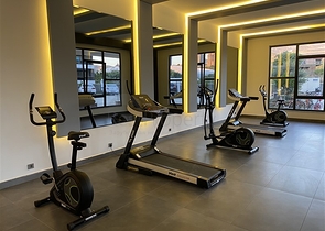 شقق واسعة في الانيا - 3 غرف وصالة مع مطبخ منفصل - مجمع سكني - محمودلار / الانيا 