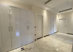 شقق واسعة في الانيا - 3 غرف وصالة مع مطبخ منفصل - مجمع سكني - محمودلار / الانيا 