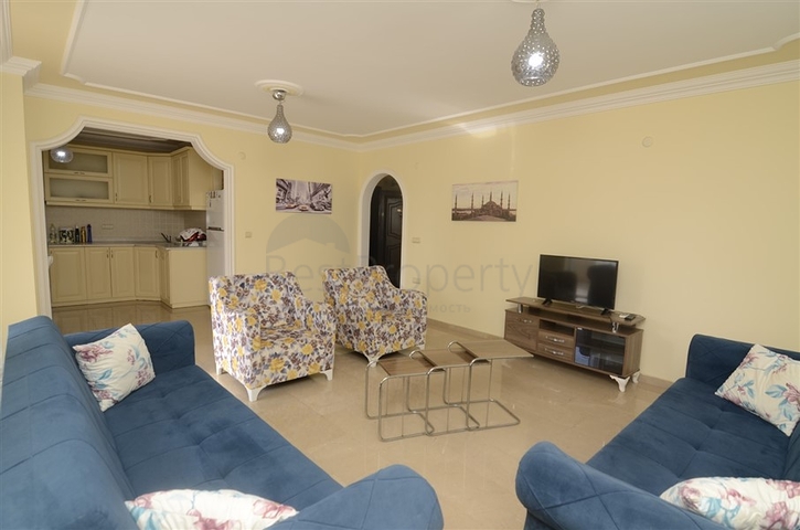 شقة 3 غرف وصالة للبيع في محمودلار - مفروشة وقريبة من البحر - الانيا 