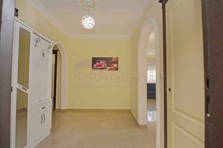 شقة 3 غرف وصالة للبيع في محمودلار - مفروشة وقريبة من البحر - الانيا 