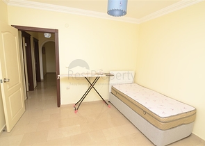 شقة 3 غرف وصالة للبيع في محمودلار - مفروشة وقريبة من البحر - الانيا 