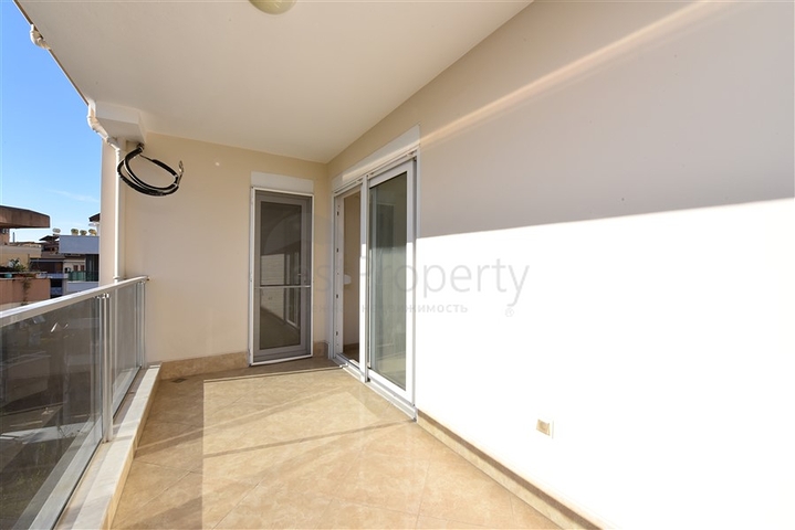 اطلالة على قلعة الانيا -دوبلكس 3 غرف وصالة -مركز الانيا 