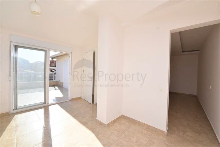 اطلالة على قلعة الانيا -دوبلكس 3 غرف وصالة -مركز الانيا 