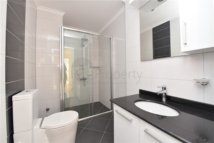 اطلالة على قلعة الانيا -دوبلكس 3 غرف وصالة -مركز الانيا 