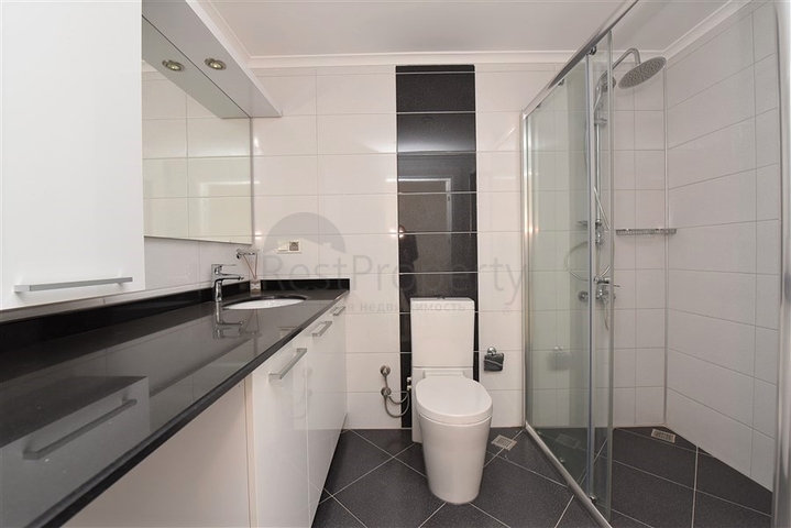 اطلالة على قلعة الانيا -دوبلكس 3 غرف وصالة -مركز الانيا 