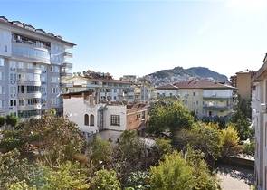 اطلالة على قلعة الانيا -دوبلكس 3 غرف وصالة -مركز الانيا 