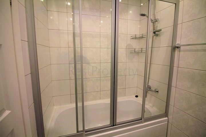 اطلالة بحر - مجمع فاخر - شقة 2 غرفة وصالة مفروشة - محمودلار / الانيا 