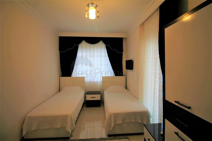 اطلالة بحر - مجمع فاخر - شقة 2 غرفة وصالة مفروشة - محمودلار / الانيا 