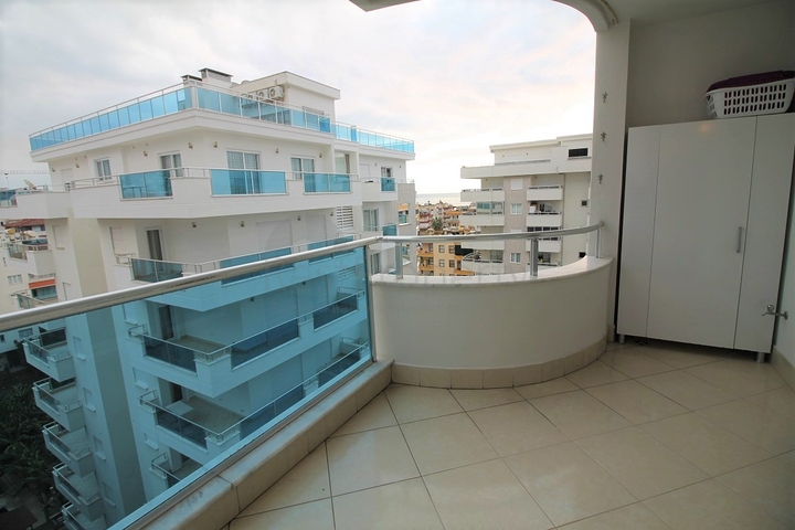 اطلالة بحر - مجمع فاخر - شقة 2 غرفة وصالة مفروشة - محمودلار / الانيا 