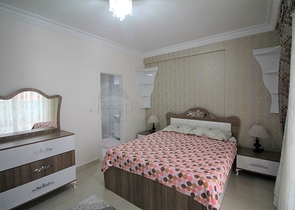 اطلالة بحر - مجمع فاخر - شقة 2 غرفة وصالة مفروشة - محمودلار / الانيا 