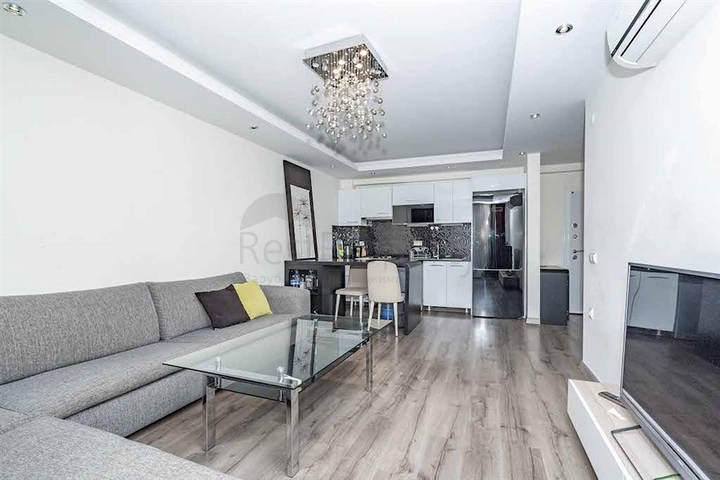 شقق في اوبا - غرفة وصالة مفروشة -ضمن مجمع انيق - الانيا 