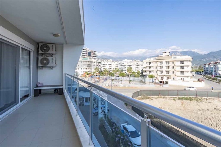 شقق في اوبا - غرفة وصالة مفروشة -ضمن مجمع انيق - الانيا 