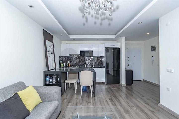 شقق في اوبا - غرفة وصالة مفروشة -ضمن مجمع انيق - الانيا 