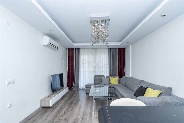 شقق في اوبا - غرفة وصالة مفروشة -ضمن مجمع انيق - الانيا 