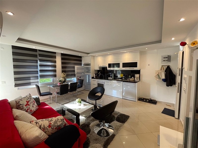 شقق للبيع في اوبا - غرفتين وصالة مفروشة - الانيا 