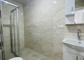 شقق في توسمور - غرفتين وصالة مفروشة -مجمع حديث - في توسمور / الانيا 