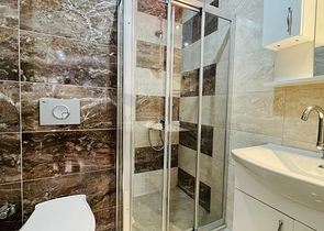 شقق في توسمور - غرفتين وصالة مفروشة -مجمع حديث - في توسمور / الانيا 