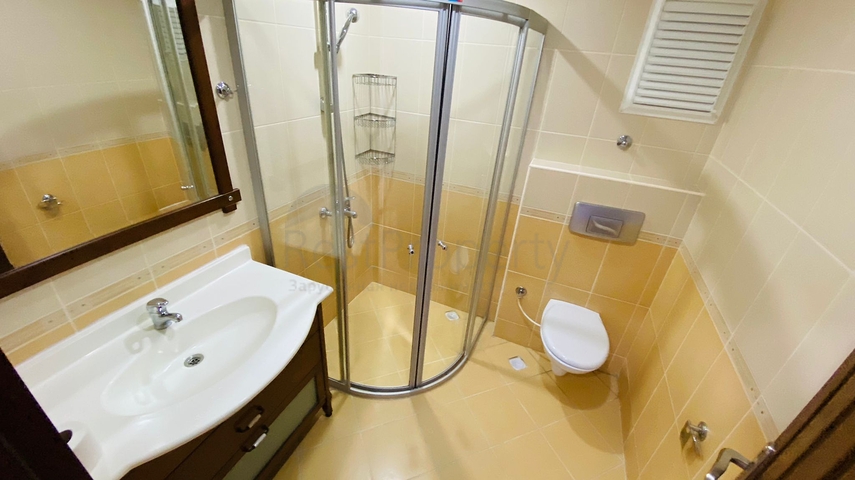 شقق اطلالة بحر في الانيا - غرفتين وصالة مفروشة - في منطقة محمودلار 