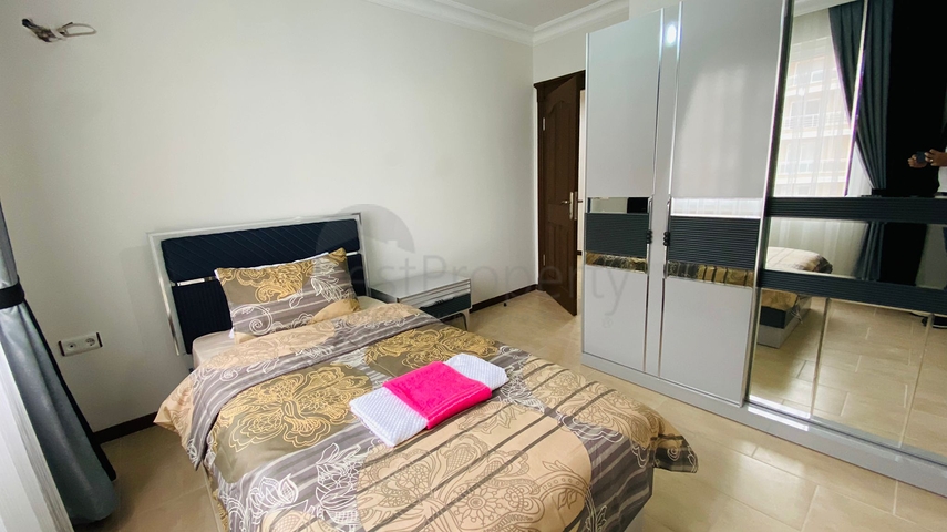 شقق اطلالة بحر في الانيا - غرفتين وصالة مفروشة - في منطقة محمودلار 