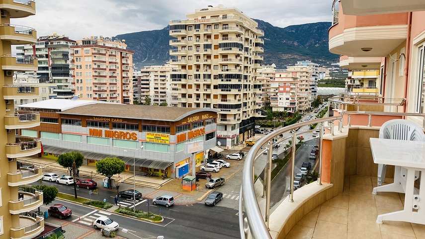 شقق اطلالة بحر في الانيا - غرفتين وصالة مفروشة - في منطقة محمودلار 