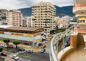 شقق اطلالة بحر في الانيا - غرفتين وصالة مفروشة - في منطقة محمودلار 