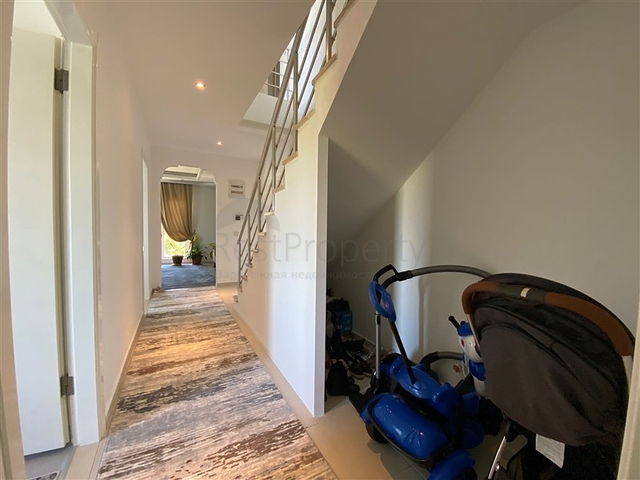 دوبلكس باطلالة رائعة - 3 غرف وصالة مفروشة -في افسلار / الانيا 