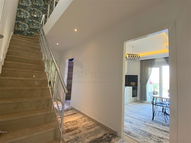 دوبلكس باطلالة رائعة - 3 غرف وصالة مفروشة -في افسلار / الانيا 