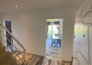 دوبلكس باطلالة رائعة - 3 غرف وصالة مفروشة -في افسلار / الانيا 