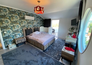 دوبلكس باطلالة رائعة - 3 غرف وصالة مفروشة -في افسلار / الانيا 