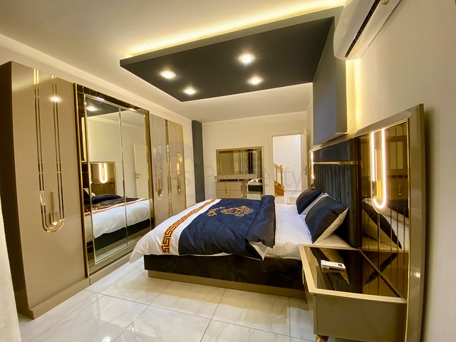 اطلالة بحر - دوبلكس فاخرة 2 غرفة وصالة -في محمودلار / الانيا 