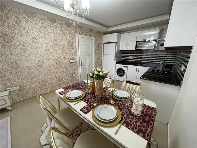 شقة غرفتين وصالة للبيع في الانيا - مفروشة وضمن مجمع سكني - محمودلار / الانيا 