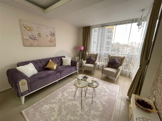 شقة غرفتين وصالة للبيع في الانيا - مفروشة وضمن مجمع سكني - محمودلار / الانيا 