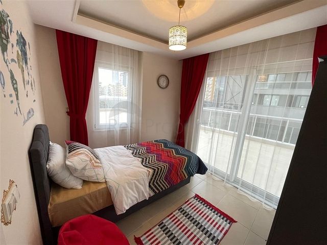 شقة غرفتين وصالة للبيع في الانيا - مفروشة وضمن مجمع سكني - محمودلار / الانيا 