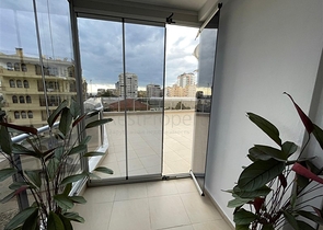 شقة غرفتين وصالة للبيع في الانيا - مفروشة وضمن مجمع سكني - محمودلار / الانيا 