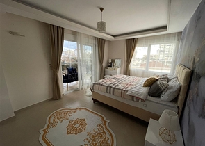 شقة غرفتين وصالة للبيع في الانيا - مفروشة وضمن مجمع سكني - محمودلار / الانيا 