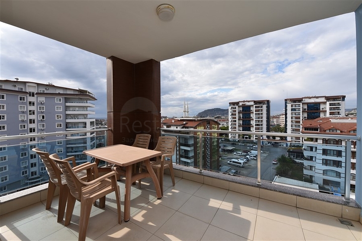 شقة ضمن مجمع فاخر في الانيا - خلف مول الانيوم -غرفة وصالة - جيكجلي / الانيا 