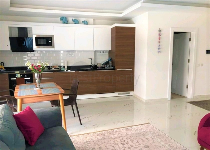 شقق في مركز الانيا - غرفة وصالة ضمن مجمع فاخر . 