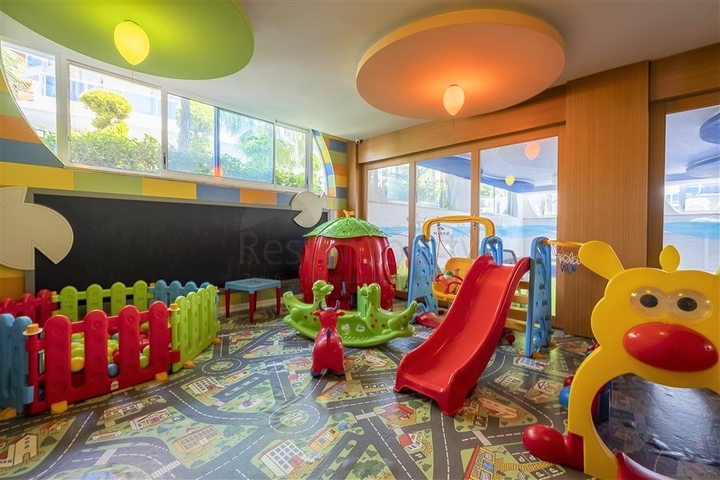 شقق في مركز الانيا - غرفة وصالة ضمن مجمع فاخر . 