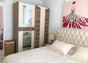 شقق في مركز الانيا - غرفة وصالة ضمن مجمع فاخر . 