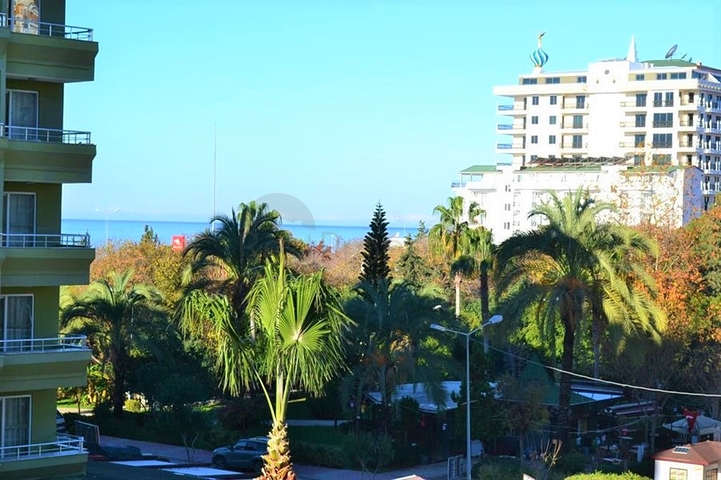 اطلالة بحر - شقة 3 غرف وصالة في محمودلار / الانيا 