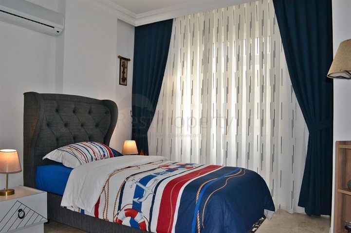 اطلالة بحر - شقة 3 غرف وصالة في محمودلار / الانيا 