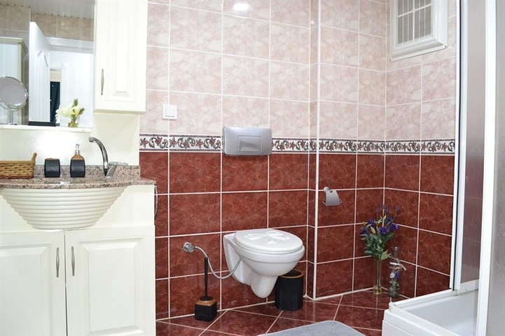 اطلالة بحر - شقة 3 غرف وصالة في محمودلار / الانيا 