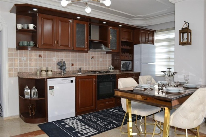 اطلالة بحر - شقة 3 غرف وصالة في محمودلار / الانيا 