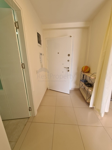 مجمع فاخر -شقة غرفة وصالة مفروشة -في اوبا / الانيا 