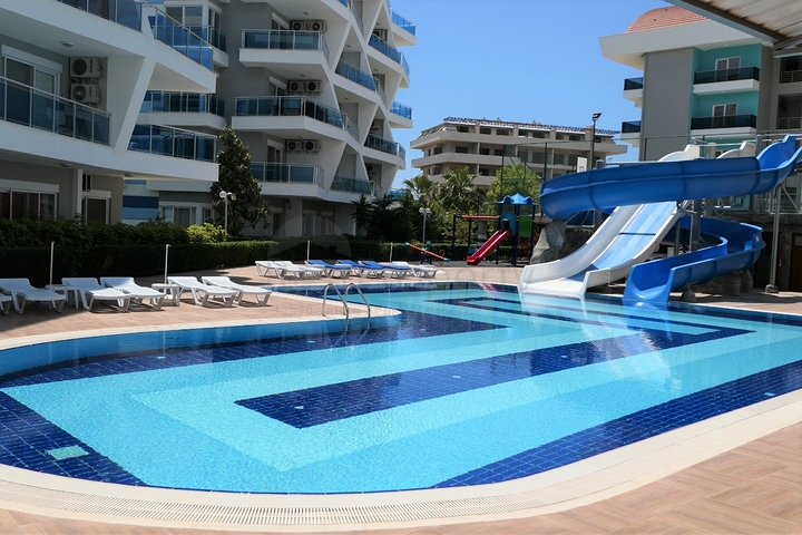 مجمع فاخر -شقة غرفة وصالة مفروشة -في اوبا / الانيا 