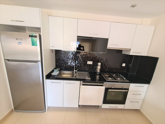 مجمع فاخر -شقة غرفة وصالة مفروشة -في اوبا / الانيا 